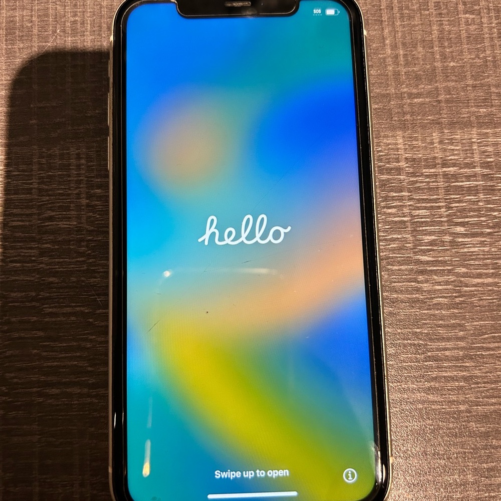 Apple iPhone 11 - 64GB White